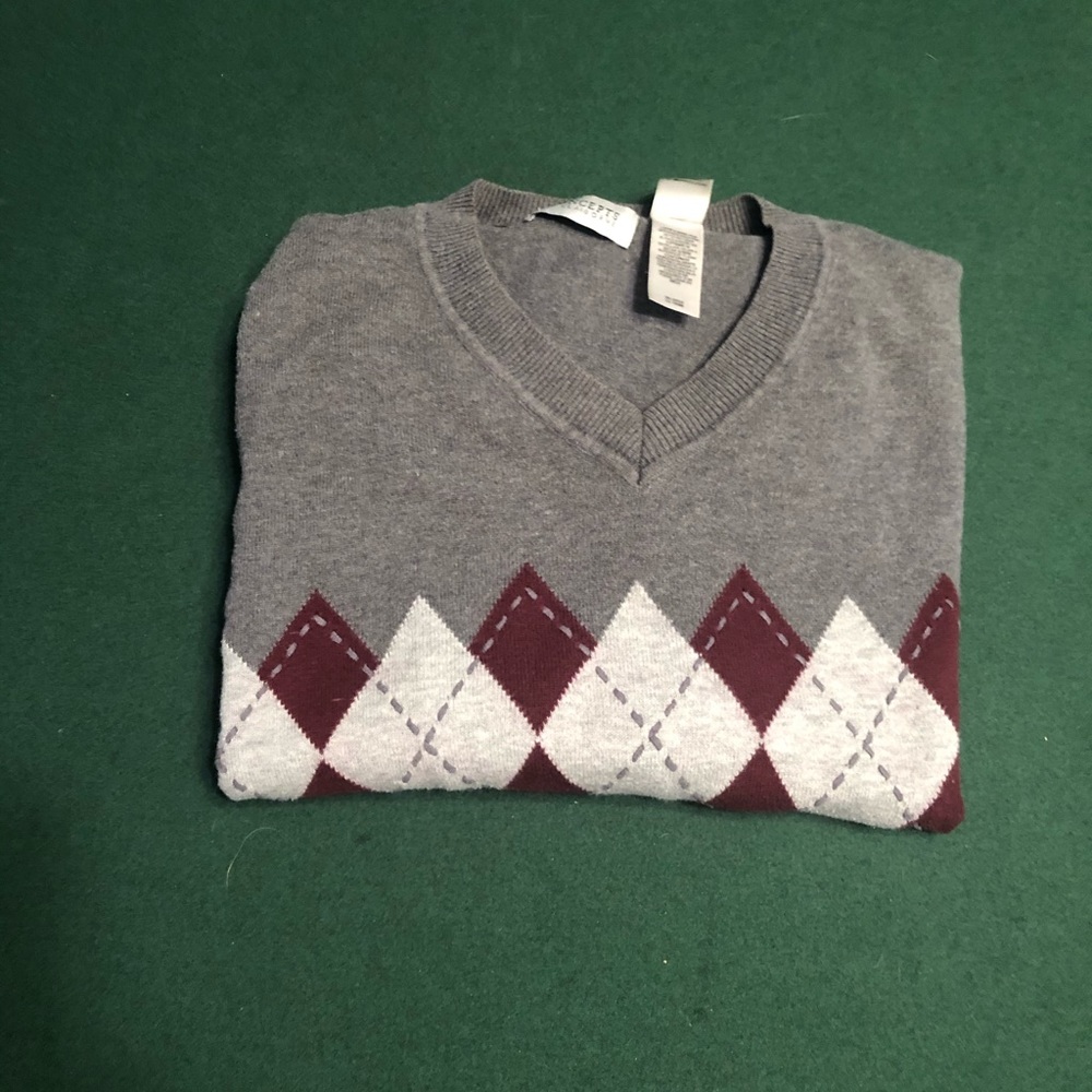 Concepts by Claiborne Argyle-design Sweater EUC
